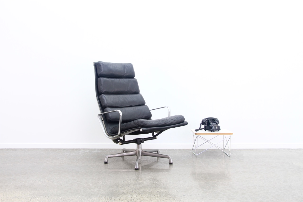 Eames EA222 soft pad lounge chair, Herman Miller – Pellegrinidesign